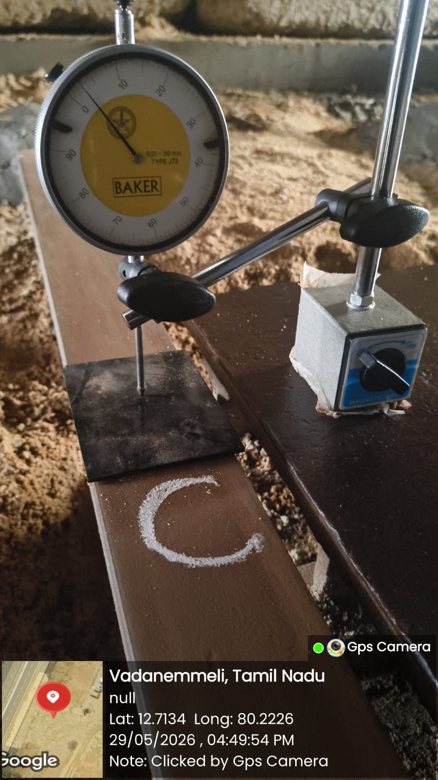 Dial gauge C mounted with magnetic base